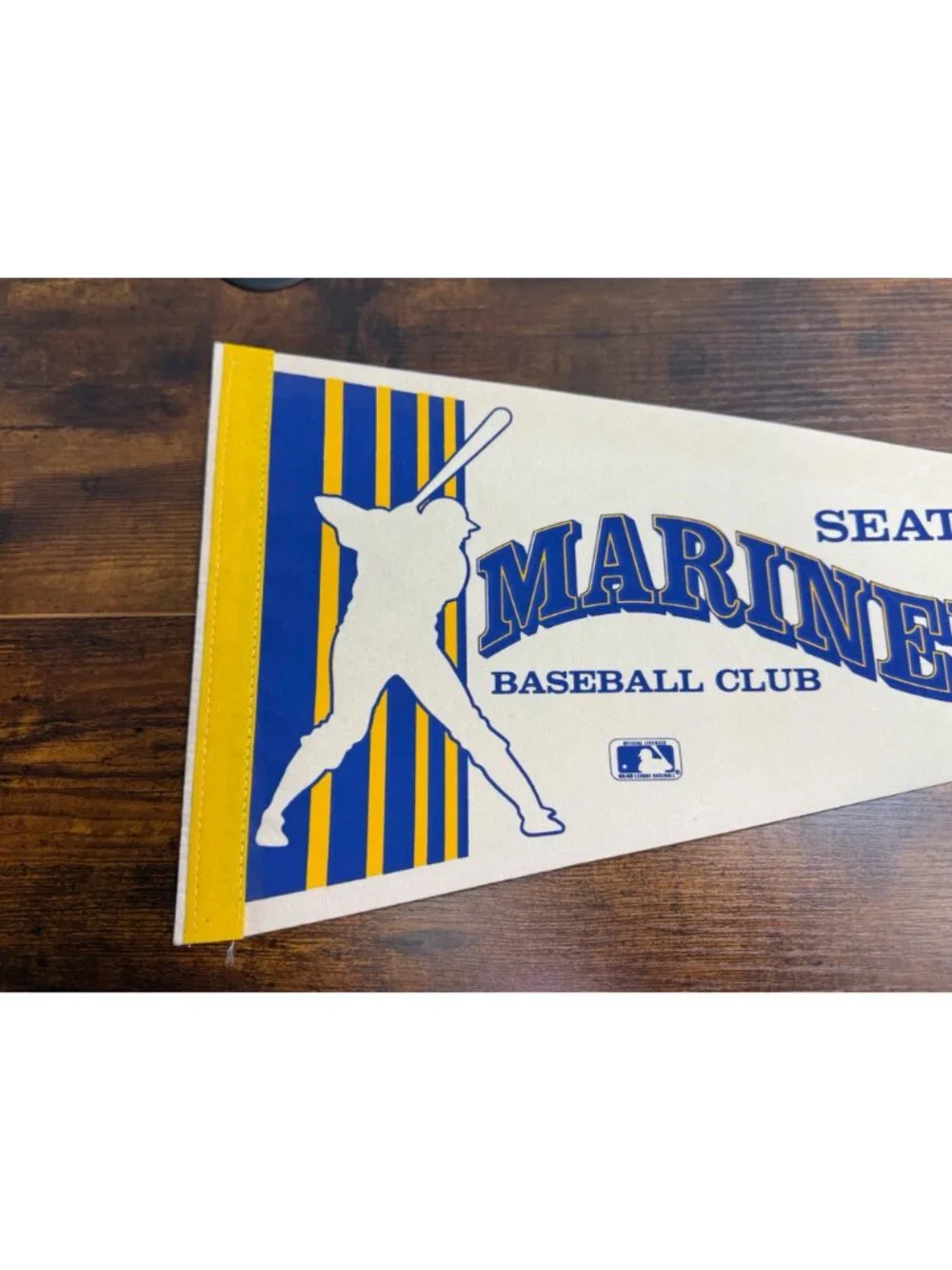 Seattle Mariners Vintage MLB Pennant Baseball Club Official Licensed 30 inches